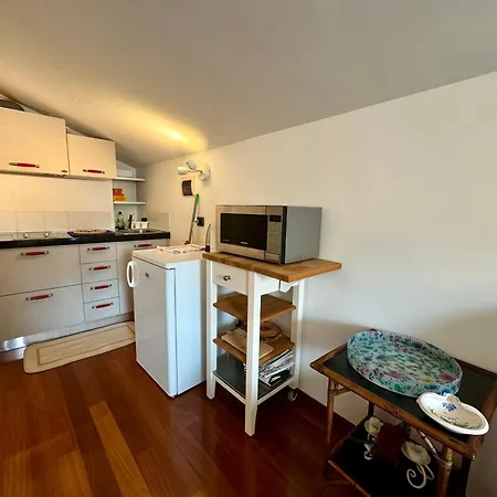 Madonna Della Rosa Apartment *